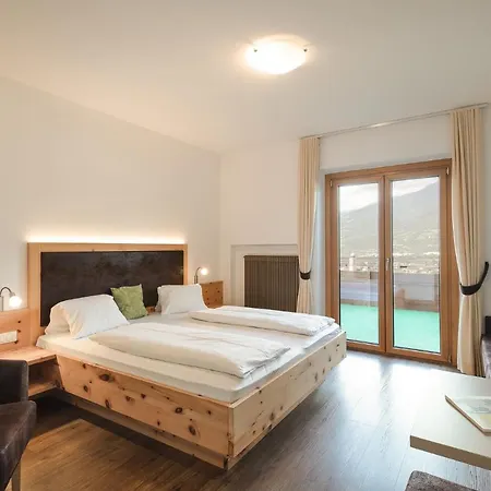 Panorama Garni Buehlerhof 3* Lana