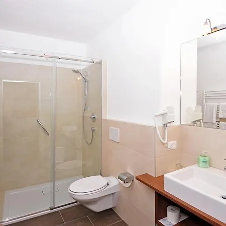 Bed & Breakfast Panorama Garni Buehlerhof 3*