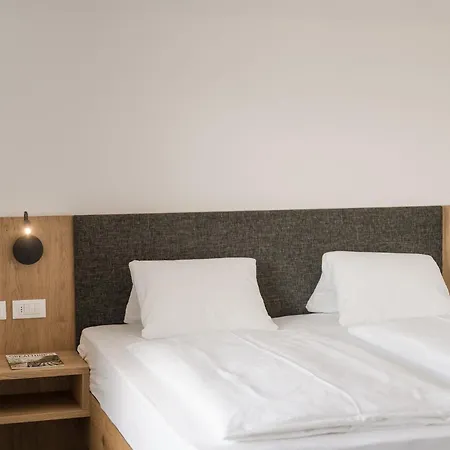 Panorama Garni Buehlerhof Bed & Breakfast 3*